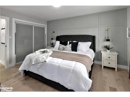 18 Godden Street, Collingwood, ON - Indoor Photo Showing Bedroom