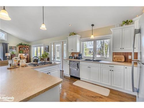 3628 Bayou Road, Severn, ON - Indoor Photo Showing Other Room