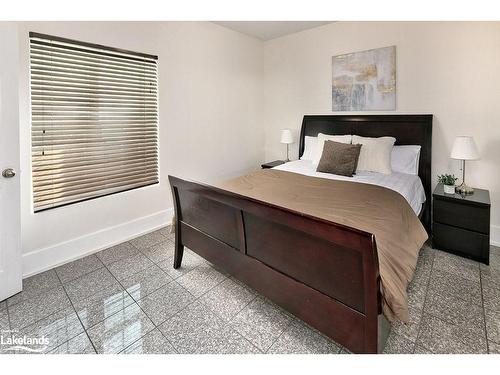 183 Alta Road, The Blue Mountains, ON - Indoor Photo Showing Bedroom