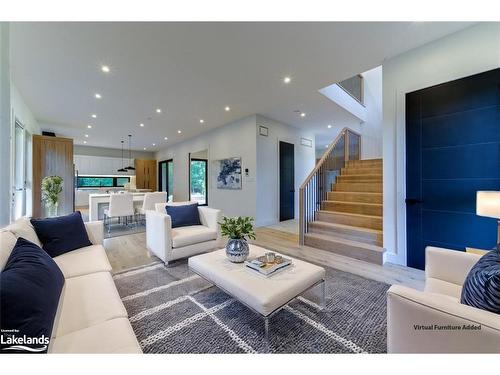 49 Broadview Street, Collingwood, ON - Indoor Photo Showing Living Room