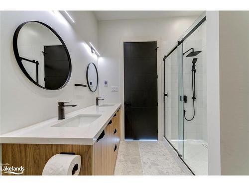 49 Broadview Street, Collingwood, ON - Indoor Photo Showing Bathroom