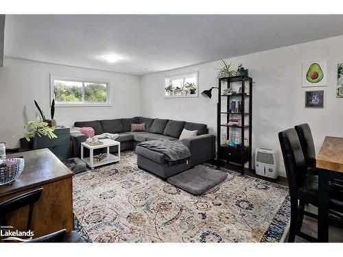 317575 3Rd Line, Meaford, ON - Indoor Photo Showing Living Room