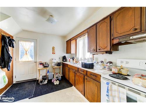 69 Gibbard Crescent, Collingwood, ON - Indoor Photo Showing Kitchen