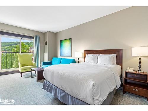 428-190 Jozo Weider Boulevard, The Blue Mountains, ON - Indoor Photo Showing Bedroom