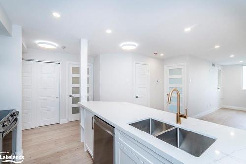 608-75 Ellen Street, Barrie, ON - Indoor Photo Showing Kitchen With Double Sink With Upgraded Kitchen