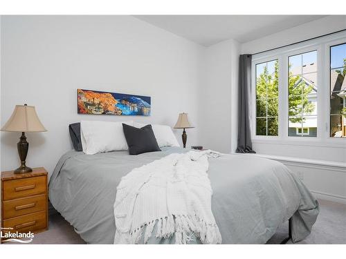 Pw-22 Providence Way, Wasaga Beach, ON - Indoor Photo Showing Bedroom