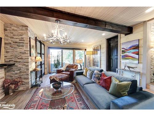 167 39Th Sideroad, The Blue Mountains, ON - Indoor Photo Showing Living Room