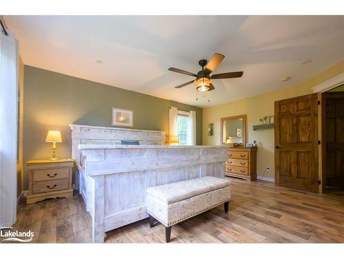 427 Skyhills Road, Huntsville, ON - Indoor Photo Showing Bedroom