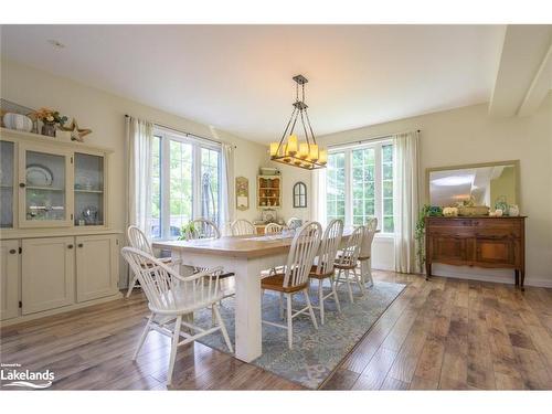 427 Skyhills Road, Huntsville, ON - Indoor Photo Showing Dining Room