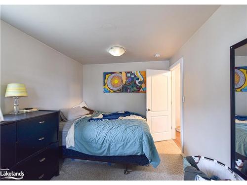 120 Bakery Lane, Gravenhurst, ON - Indoor Photo Showing Bedroom