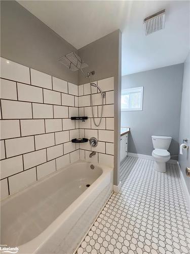 120 Bakery Lane, Gravenhurst, ON - Indoor Photo Showing Bathroom