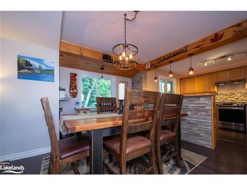 40 Glenwood Drive, Huntsville, ON - Indoor Photo Showing Dining Room