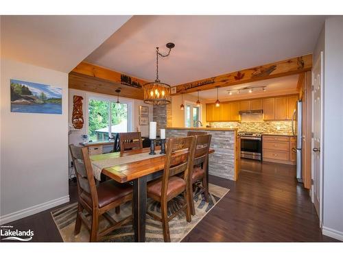 40 Glenwood Drive, Huntsville, ON - Indoor Photo Showing Dining Room