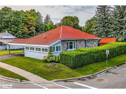 17 Edward Street, Penetanguishene, ON - Outdoor