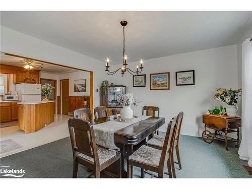 17 Edward Street, Penetanguishene, ON - Indoor Photo Showing Dining Room