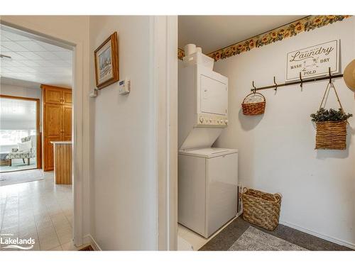 17 Edward Street, Penetanguishene, ON - Indoor Photo Showing Laundry Room