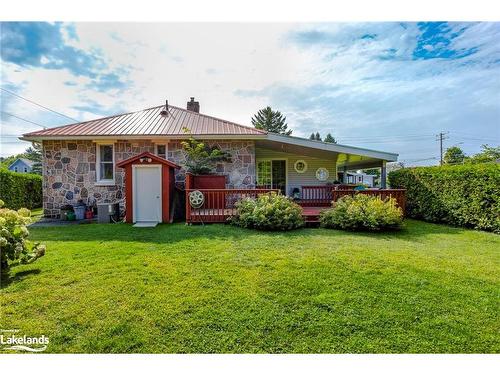 17 Edward Street, Penetanguishene, ON - Outdoor With Deck Patio Veranda