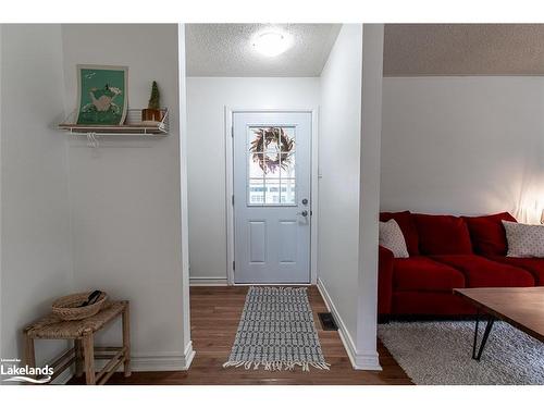 160 Melrose Avenue, Wasaga Beach, ON - Indoor Photo Showing Other Room