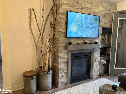 104-7 Anchorage Crescent, Collingwood, ON - Indoor With Fireplace