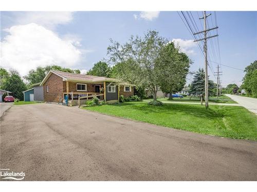 225 Christopher Street, Stayner, ON - Outdoor