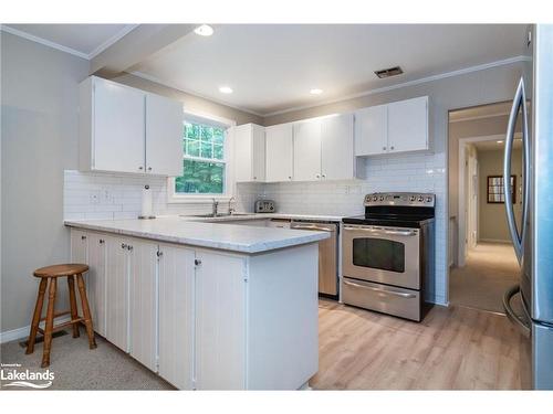 1 Shields Lane, Kawartha Lakes, ON - Indoor Photo Showing Kitchen