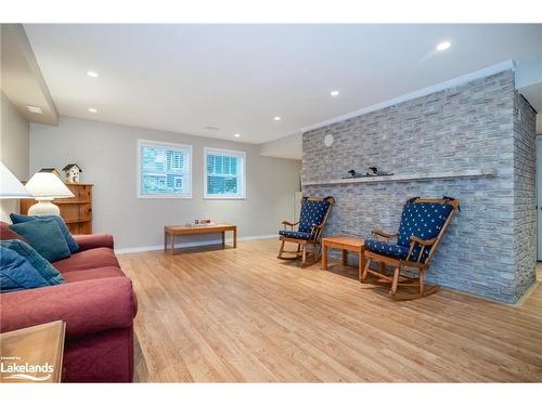 1 Shields Lane, Kawartha Lakes, ON - Indoor Photo Showing Other Room