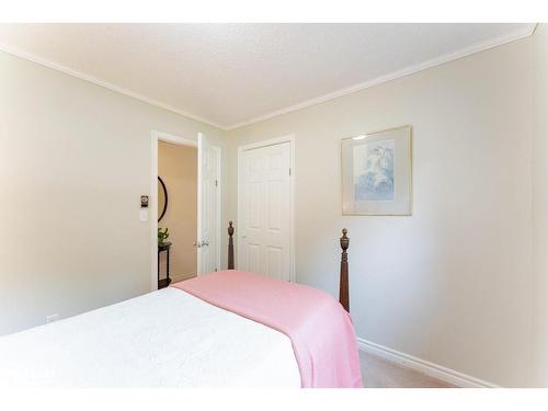 15 Wilshier Boulevard, Bracebridge, ON - Indoor Photo Showing Bedroom