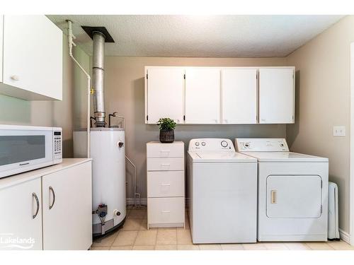 15 Wilshier Boulevard, Bracebridge, ON - Indoor Photo Showing Laundry Room