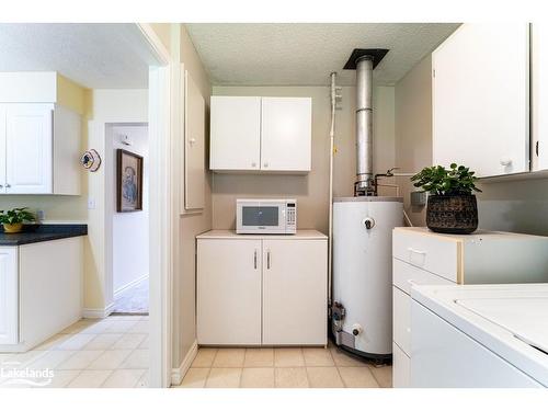 15 Wilshier Boulevard, Bracebridge, ON - Indoor Photo Showing Laundry Room