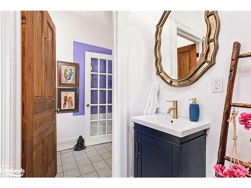 237 Fifth Street, Collingwood, ON - Indoor Photo Showing Bathroom