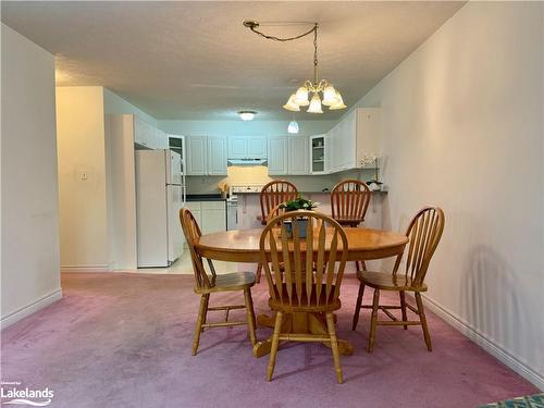 104-35 Dairy Lane, Huntsville, ON - Indoor Photo Showing Dining Room