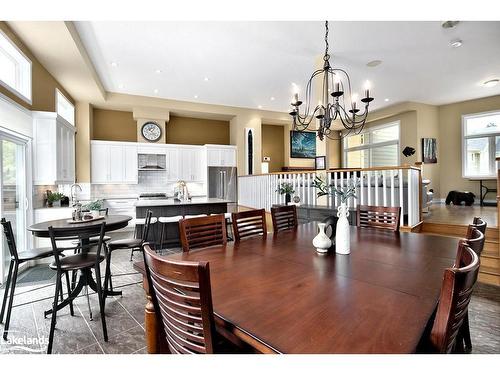 17-104 Farm Gate Road, Town Of Blue Mountains, ON - Indoor Photo Showing Dining Room