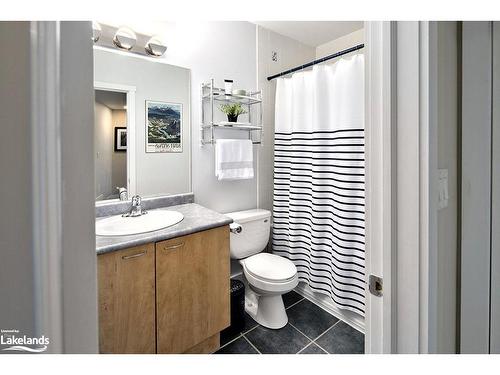 17-104 Farm Gate Road, Town Of Blue Mountains, ON - Indoor Photo Showing Bathroom