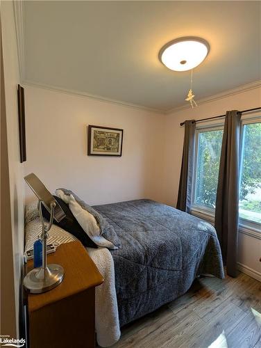 398 Gill Street, Orillia, ON - Indoor Photo Showing Bedroom