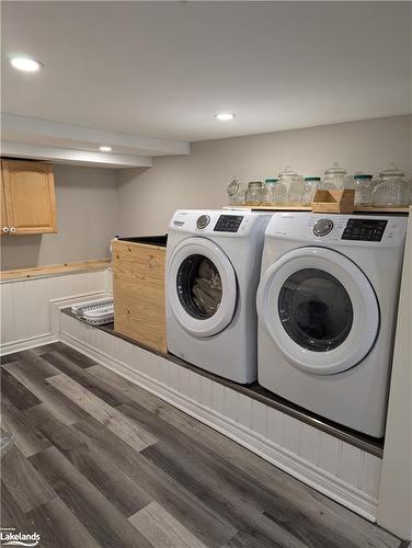 398 Gill Street, Orillia, ON - Indoor Photo Showing Laundry Room