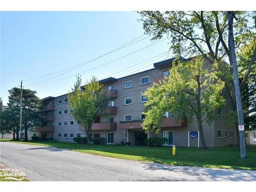 409-184 Eighth Street, Collingwood, ON - Outdoor With Facade