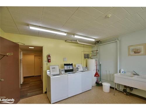 409-184 Eighth Street, Collingwood, ON - Indoor Photo Showing Laundry Room