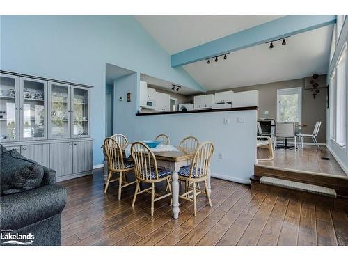 2476 Champlain Road, Tiny Twp, ON - Indoor Photo Showing Dining Room