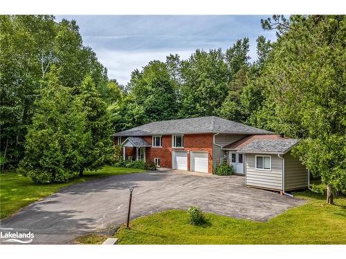 46 Brook Avenue, Tiny, ON - Outdoor