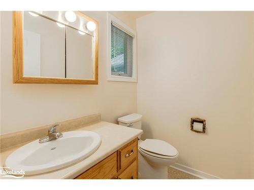 46 Brook Avenue, Tiny, ON - Indoor Photo Showing Bathroom