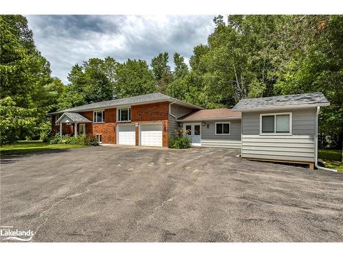 46 Brook Avenue, Tiny, ON - Outdoor