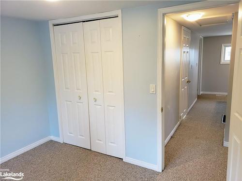 19 Lansdowne Street W, Huntsville, ON - Indoor Photo Showing Other Room