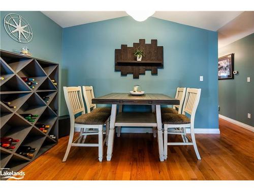 11-231 Oxford Street, Orillia, ON - Indoor Photo Showing Dining Room