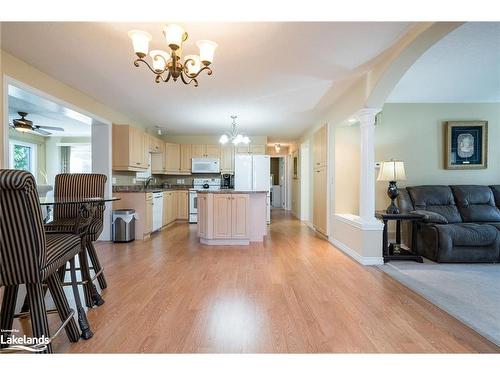 30 Illinois Crescent, Wasaga Beach, ON - Indoor