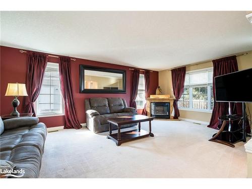 30 Illinois Crescent, Wasaga Beach, ON - Indoor Photo Showing Living Room With Fireplace