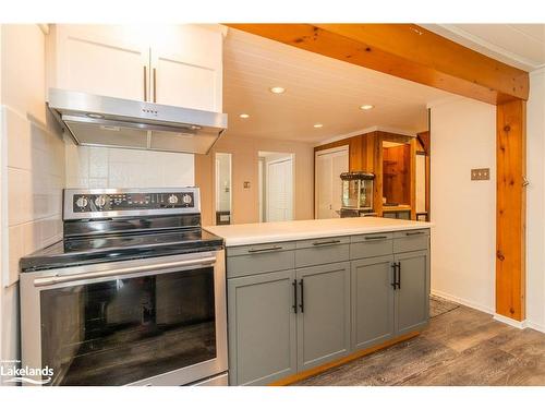 238 Woodland Drive, Huntsville, ON - Indoor Photo Showing Kitchen