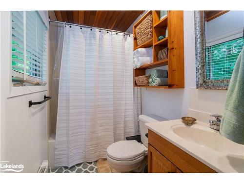 238 Woodland Drive, Huntsville, ON - Indoor Photo Showing Bathroom