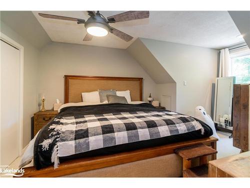 238 Woodland Drive, Huntsville, ON - Indoor Photo Showing Bedroom