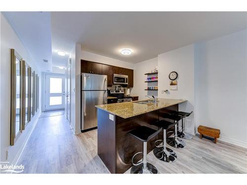 207-2 Brandy Lane Drive, Collingwood, ON - Indoor Photo Showing Kitchen With Double Sink