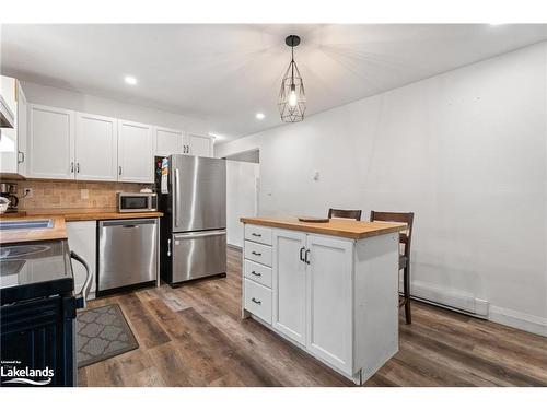 85 Beaumont Drive, Bracebridge, ON - Indoor Photo Showing Kitchen